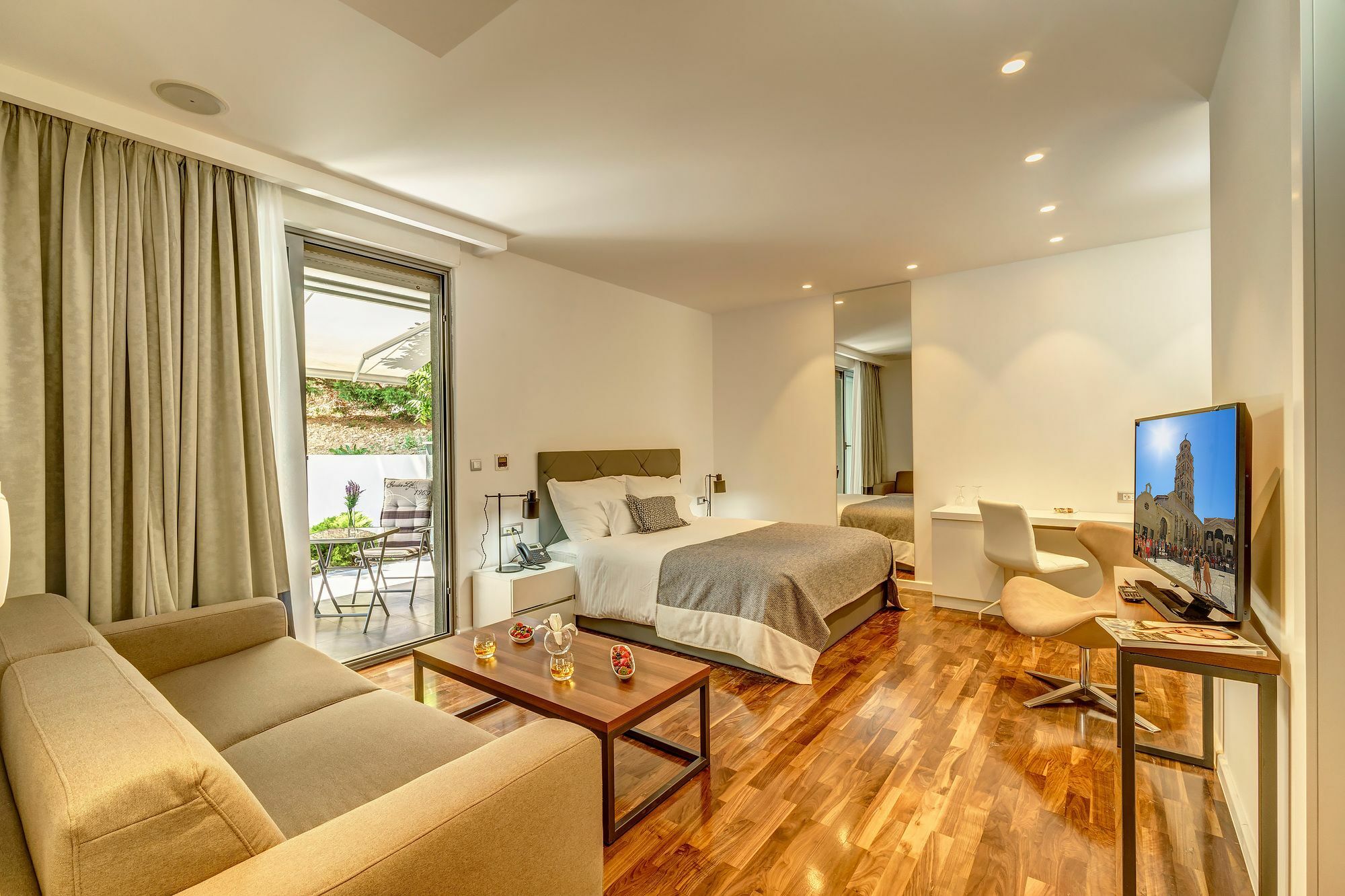 Rooms Oasis Life Spalato Esterno foto